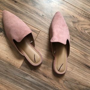 A new day, pink Mules